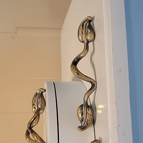 Keeler Brass Company Scroll Leaf Drawer Pulls - Picture 2 of 7